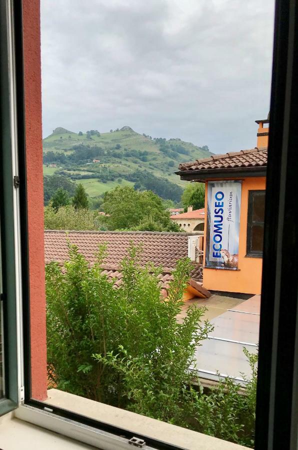 Hostal Lierganes Fluviarium Rooms Exterior photo