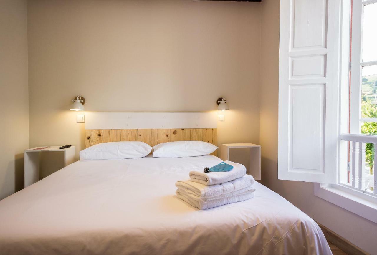 Hostal Lierganes Fluviarium Rooms Exterior photo